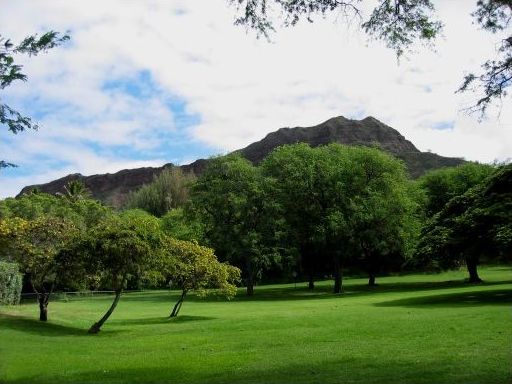 Diamond Head from Kapiolani Park
