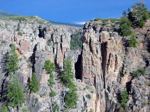 Cross Fissures from Devil's Lookout