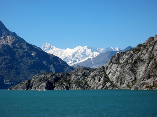 Mt. Abbe from Entrace to Johns Hopkins Inlet